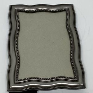 Fetco Photo Frame Brushed Silver Finish For a 4X6 Picture Curve & Beaded Around